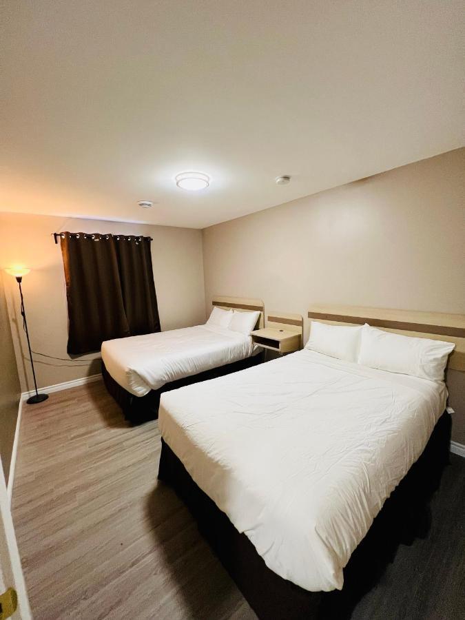 Super 8 By Wyndham Niagara Falls On Exterior photo